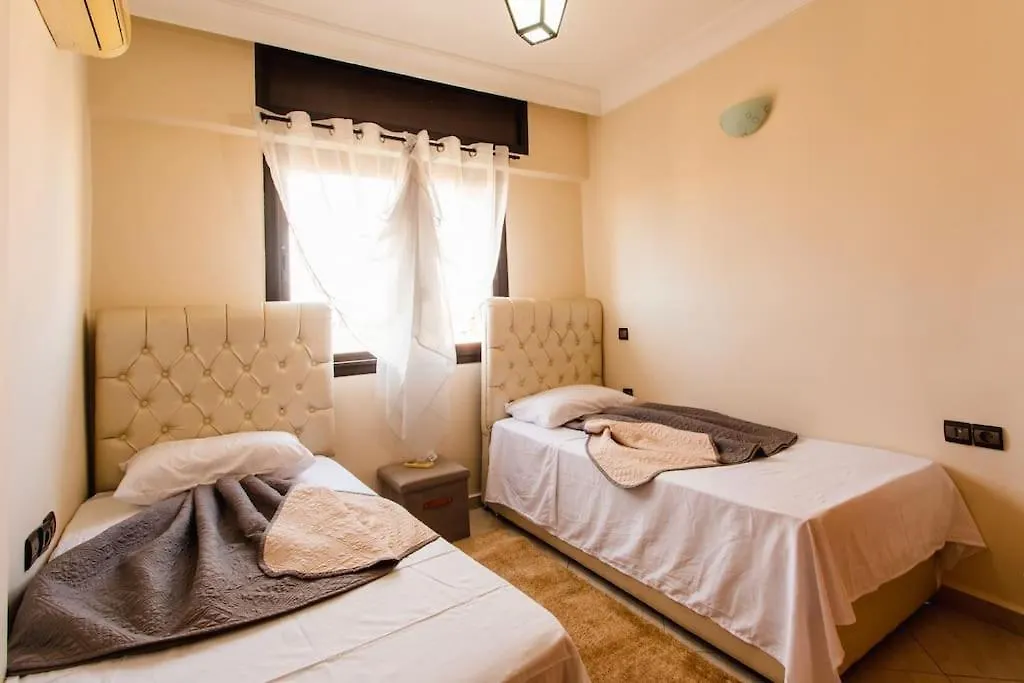 A Stunning 2 Bedroom Hivernage Marakeş Daire